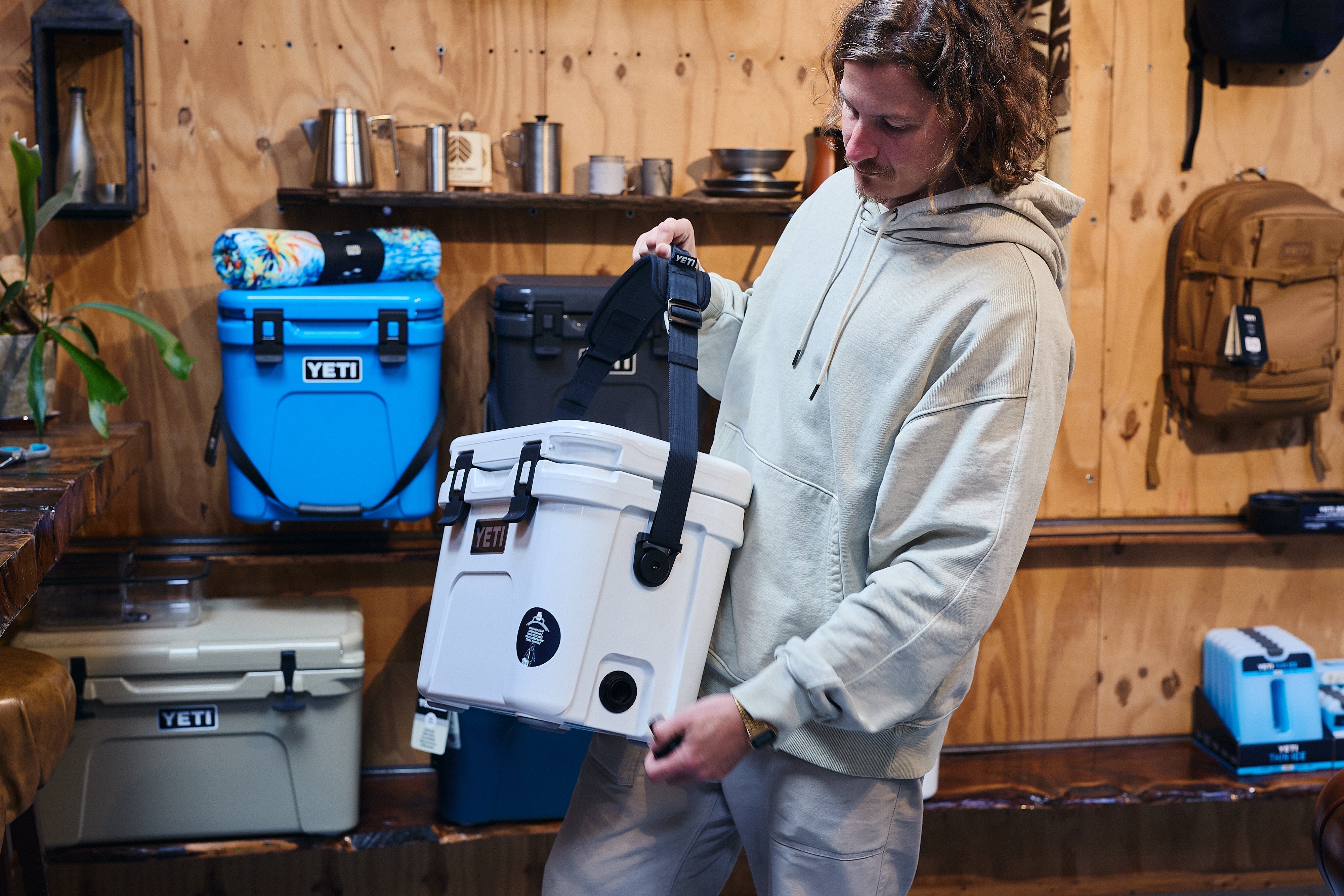 yeti companion sleeping bag Rambler 50 and 100% dry New Yeti Coolers 41F Down