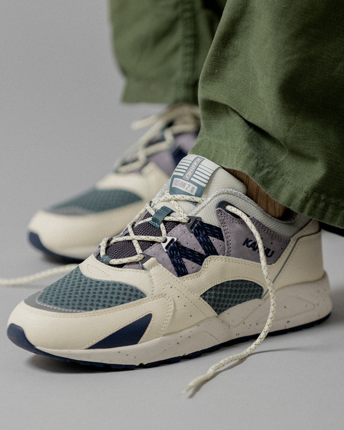 Karhu Fusion Solitary Star Naval Academy F804190 – Behind