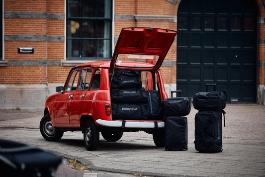 reneault 5 rood filled with patagonia bags in amsterdam 