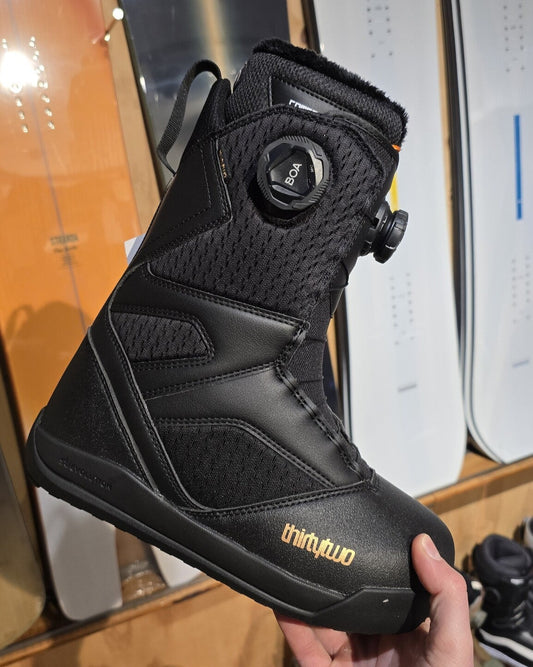 Thirtytwo W's STW Double BOA Black / Gold 2025 Snowboard Boots