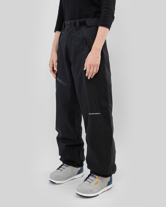 Beyond Medals X Pants 3L Black – three-quarter view
