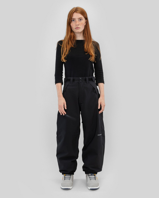 Beyond Medals X Pants 3L Black – full-length view