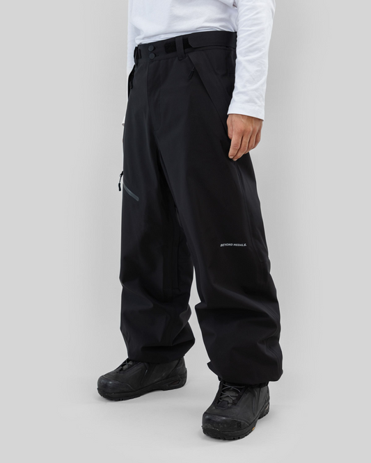 Beyond Medals X Pants 3L Black – three-quarter view