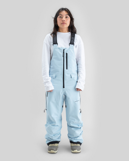 Beyond Medals Tech Bib 2.0 3L Light Blue – full-length view
