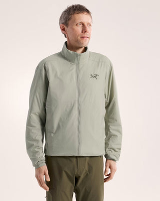 Arc'teryx Men's Atom Jacket Habitat lifestyle 2