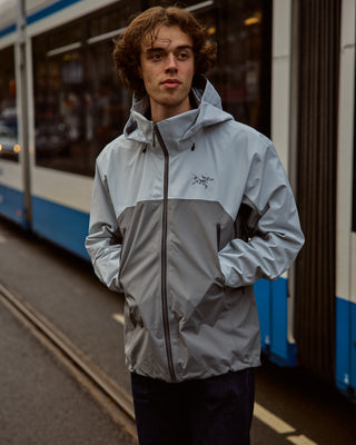 Arc'teryx Beta AR Jacket Solitude / Void