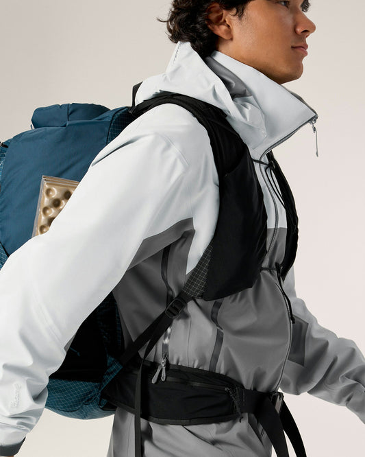 Arc'teryx Beta AR Jacket Solitude / Void