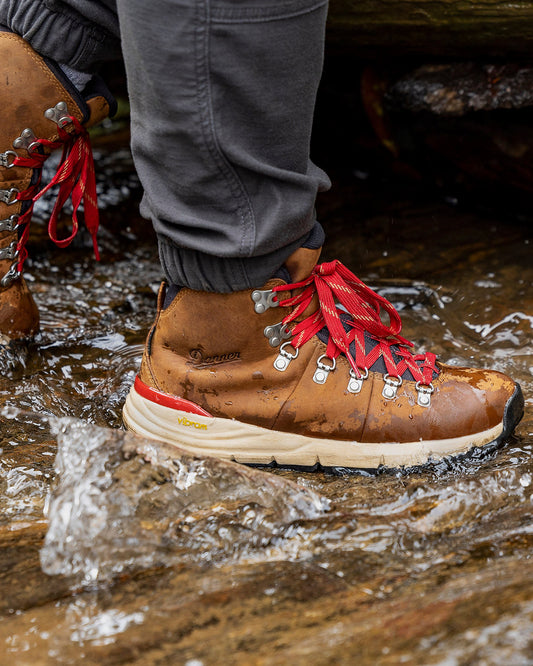 Danner Mountain 600 M's Leaf 4.5" GORE-TEX Grizzly Brown / Rhodo Red