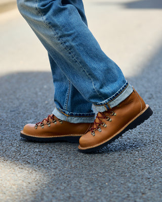 Danner Mountain Pass Horween Rio