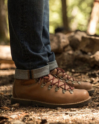 Danner Mountain Pass Horween Rio