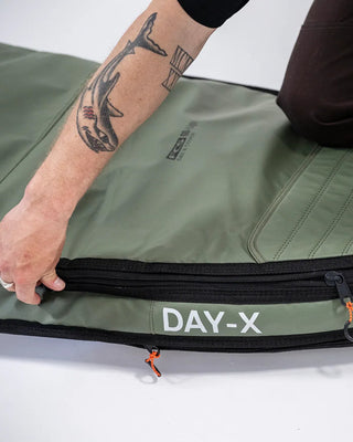 FCS Day-X Longboard Board Bag GO-Light