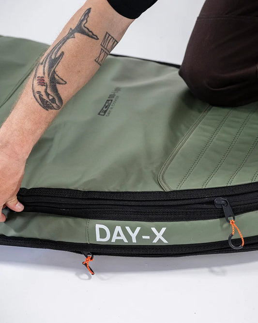   FCS Day-X Mid-Length Board Bag GO-Light