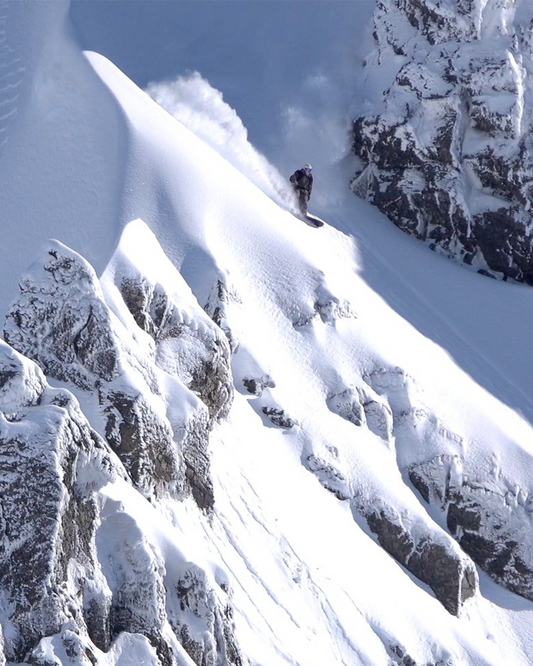 Fjell Snowboards MT 1365 Blanc/Noir – L’innovation Norvégienne Freeride
 