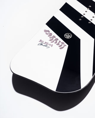 GNU Barrett 2027 Snowboard