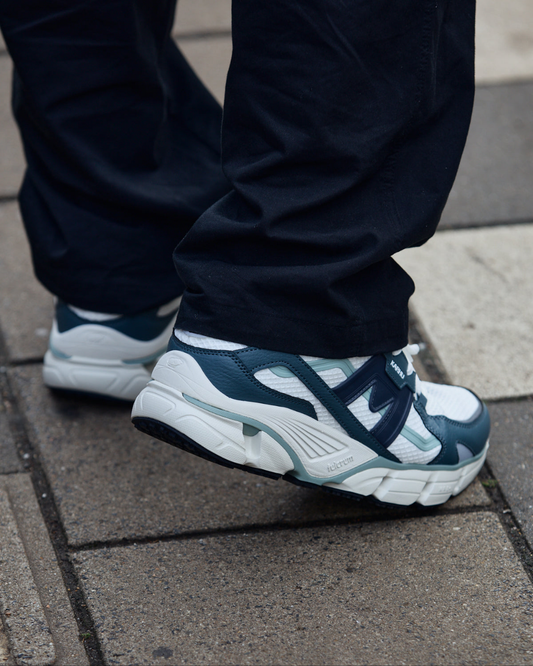 Karhu Super Fulcrum Stormy Weather / India Ink F860013