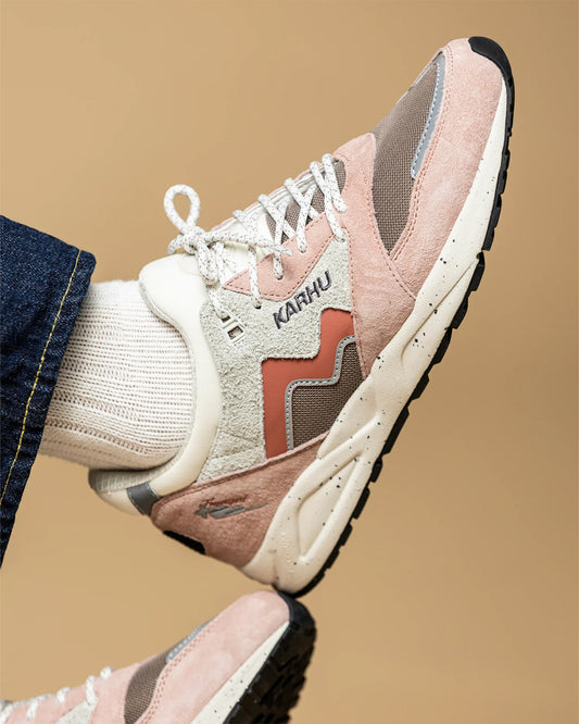 Karhu Aria 95 Adobe Rose / Light Mahogany F803136