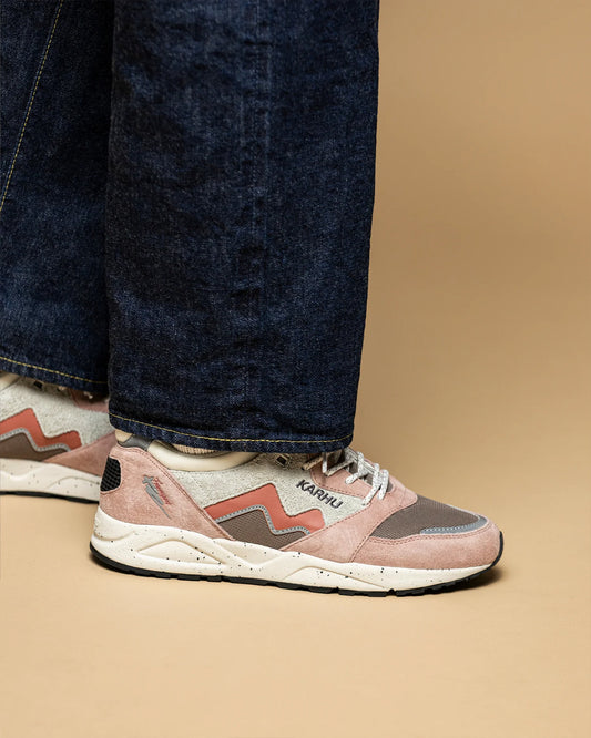 Karhu Aria 95 Adobe Rose / Light Mahogany F803136