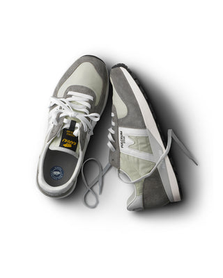 Karhu Fulcrum Star Gray Flannel / Bright White F870001