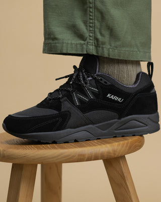 Karhu Fusion 2.0 Jet Black / Nine Iron F804192