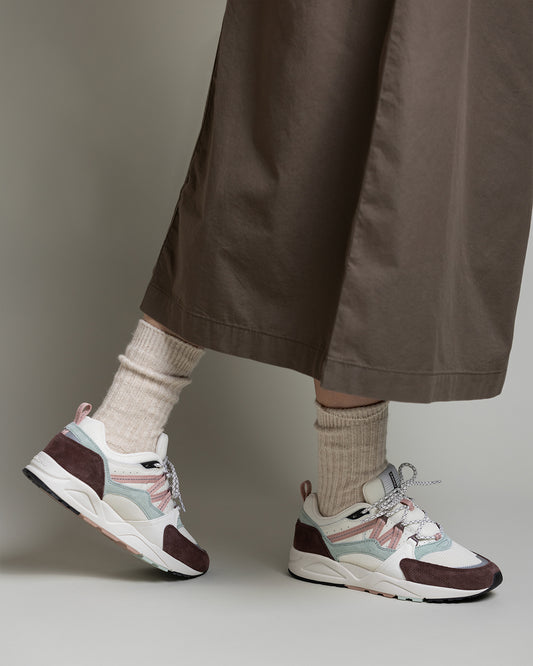 Karhu Fusion 2.0 Shaved Chocolate / Adobe Rose F804206
