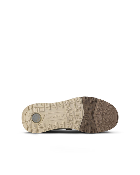 Karhu Fusion XC Lily White / Pine Bark F830023