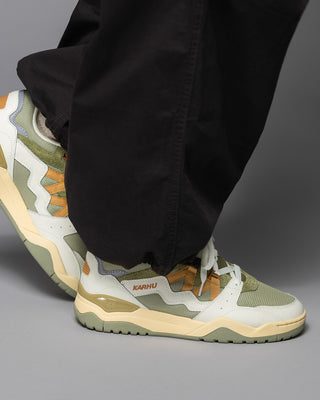 Karhu Fusion XT Icicle / Oak Buff F850017