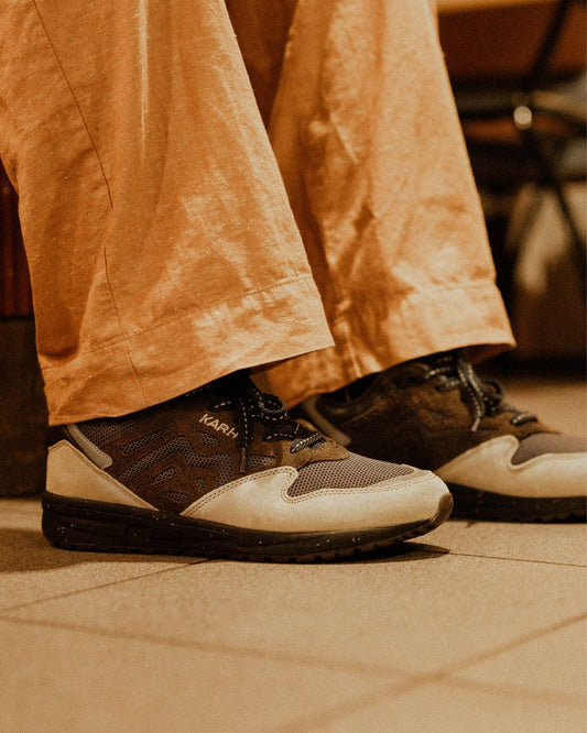 Karhu Legacy 96 Pale Olive Green / Chocolate Torte F806090