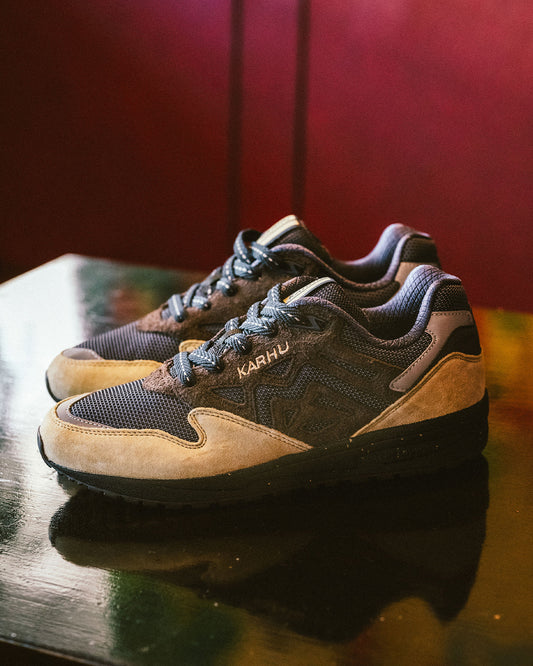 Karhu Legacy 96 Pale Olive Green / Chocolate Torte F806090