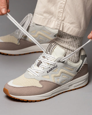Karhu Legacy 96 Atmosphere / White Asparagus F806091