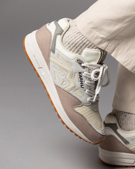 Karhu Legacy 96 Atmosphere / White Asparagus F806091