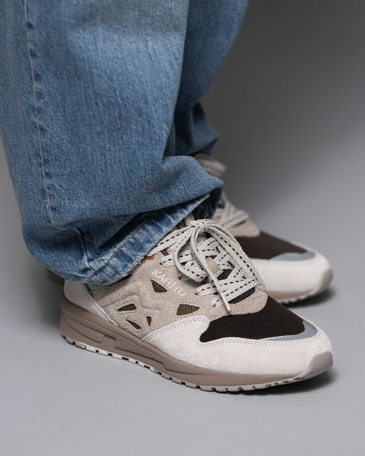 Karhu Legacy 96 White Sand / Beech F806095