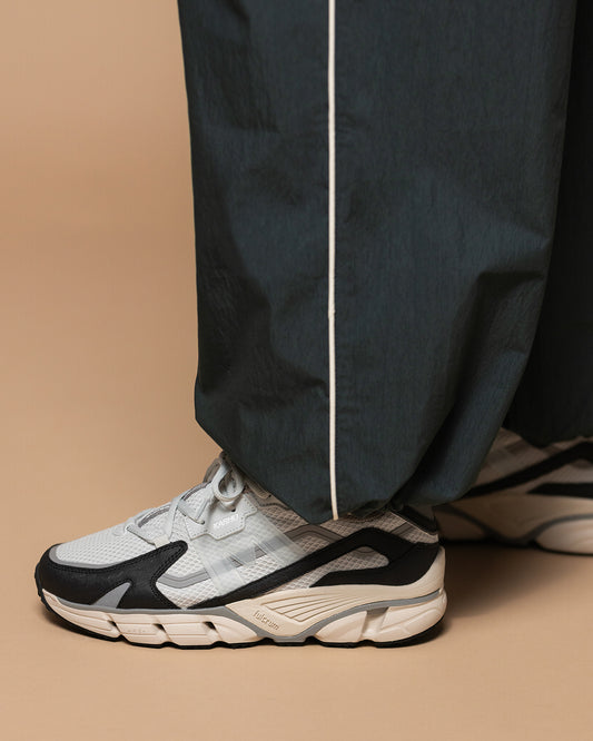 Karhu Super Fulcrum Jet Black / Dawn Blue F860018