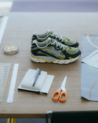 Karhu Super Fulcrum Jet Black / Epsom F860022