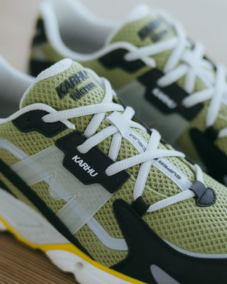 Karhu Super Fulcrum Jet Black / Epsom F860022