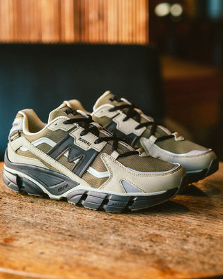 Karhu Super Fulcrum Beach / Jet Black F860016