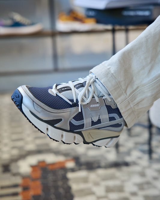 Karhu Super Fulcrum Silver / Vintage Indigo F860021 detail 1
