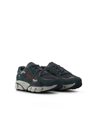 Karhu Super Fulcrum India Ink / Black F860015
