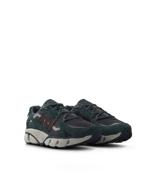 Karhu Super Fulcrum India Ink / Black F860015