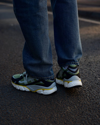 Karhu Super Fulcrum Jet Black / Epsom F860022