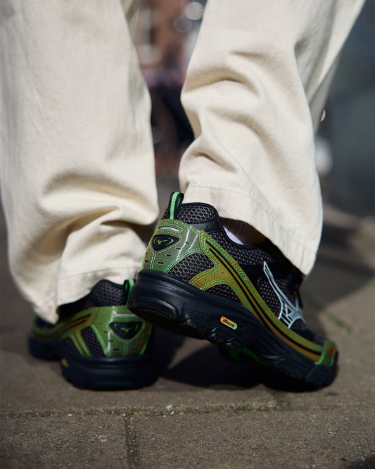 Mizuno MXR Iron Gate / Black / Jasmine Green