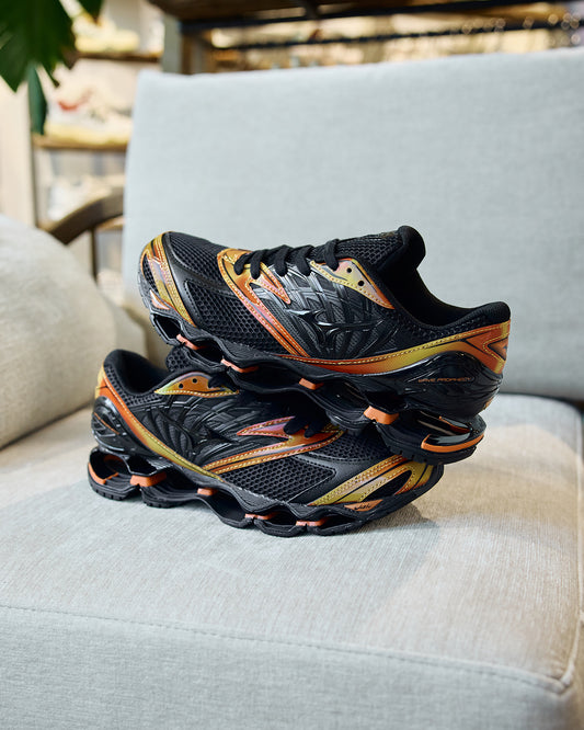Mizuno Wave Prophecy LS Black Sand / Black / Autumn Sunset detail 3