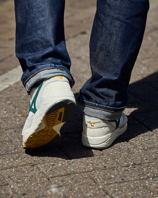 Mizuno Contender Snow White / Bistro Green / Summer Sand D1GA236925