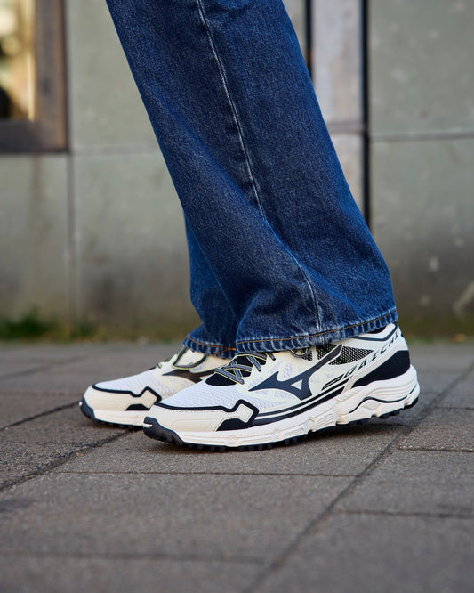 Mizuno Wave Daichi LS GF White / Black / Daiquiri Green