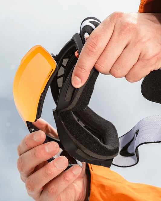 Oakley Line Miner Pro Matte Black / Prizm Torch + Bonus Lens Prizm Iced