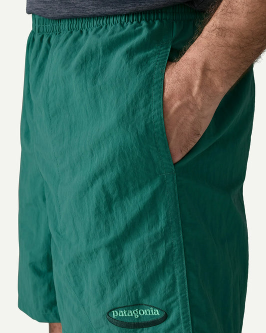 Patagonia Men's Baggies Shorts 5 in '95 Oval Logo: Gem Green
