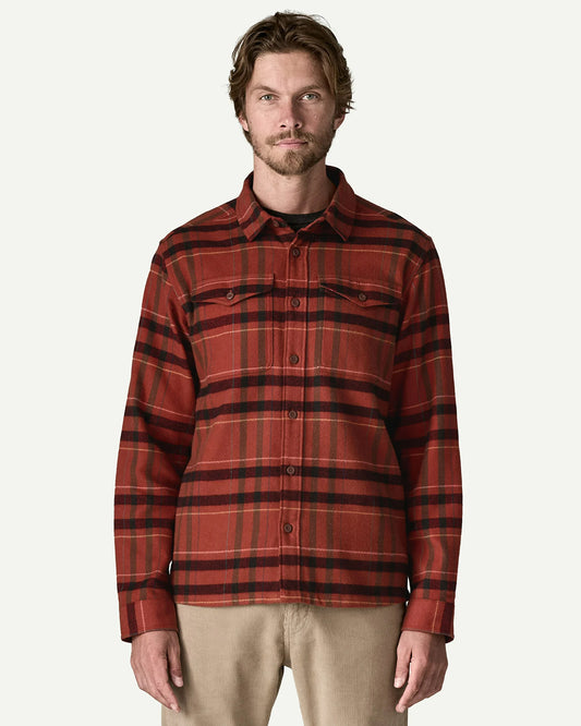 Patagonia Men's Fjord Flannel Shirt King: Dried Vanilla