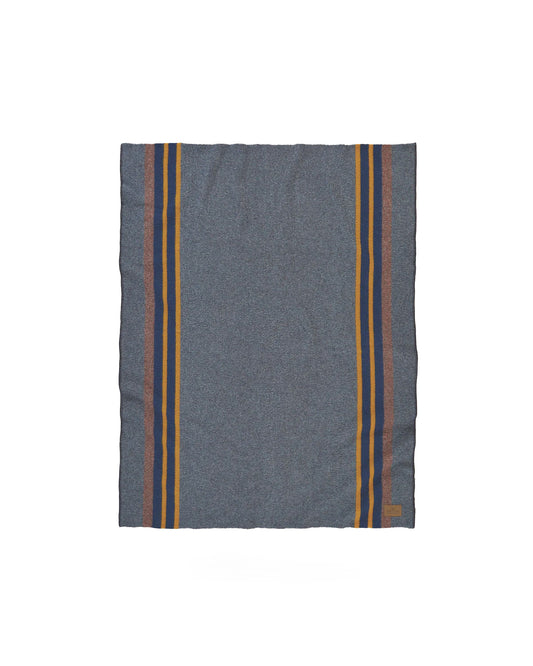 Pendleton Yakima Camp Throw Lake