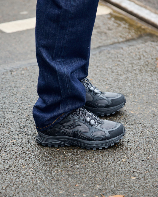 Saucony-Gris-Aura-X-Gore-Tex-Black-sneaker-8