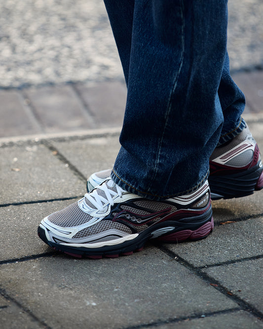 Saucony Progrid Omni 9 Tan / Maroon