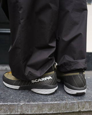 Scarpa-mescalito-dark-olive-gore-tex-back
